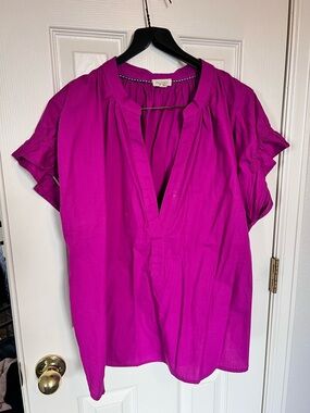 Pilcro/Anthro Magenta Short Sleeve V-Neck Blouse